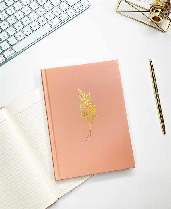 Golden Flowers Sert Kapaklı Notebook